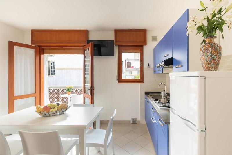 Villa Alpi image