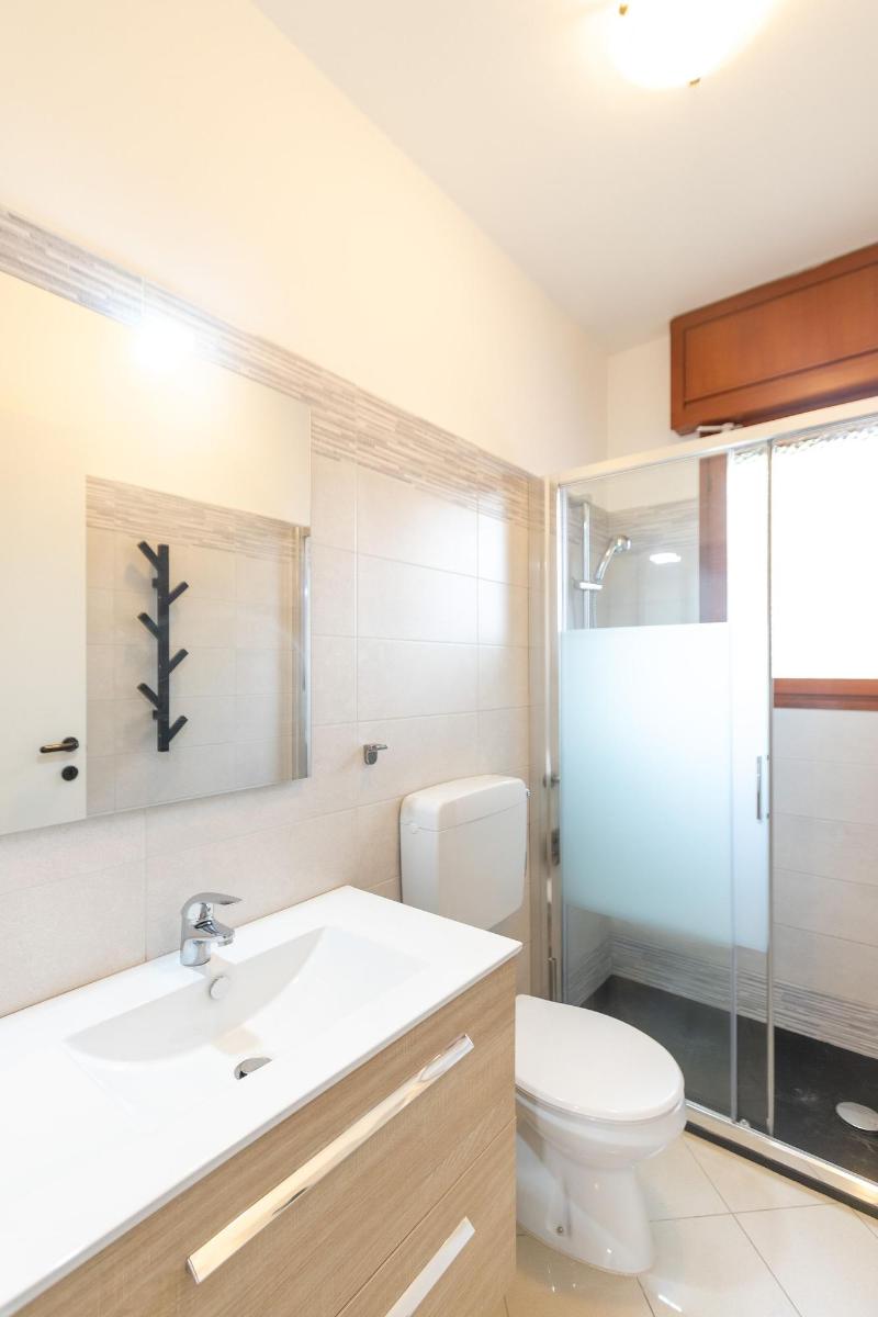 Villa Alpi image