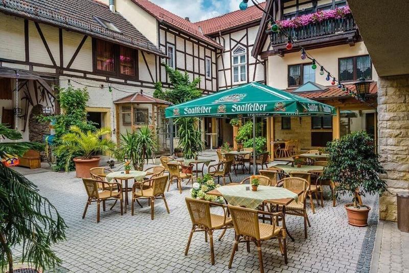 Gasthaus & Pension Zur Grünen Eiche image