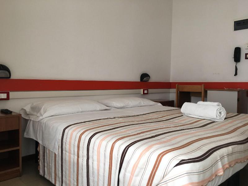 Hotel Terminus image