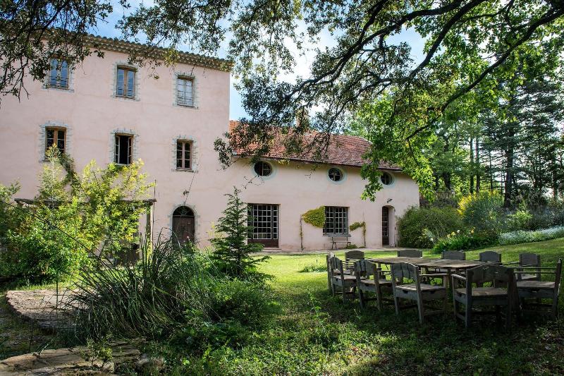 Commanderie De Peyrassol Bastide De La Rouviere image
