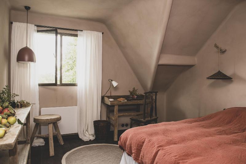Au Bout Du Verger — main photo