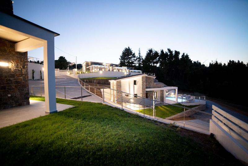 Terra Olivia Luxury Villas And Suites image