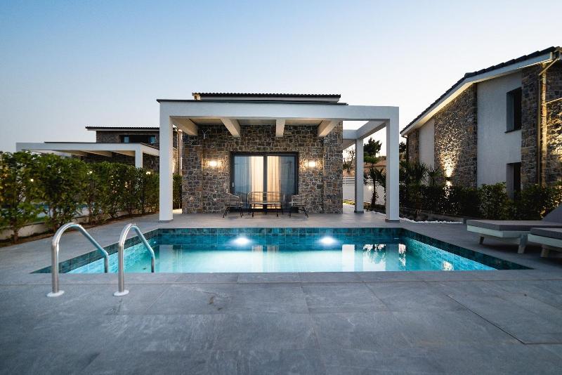 Terra Olivia Luxury Villas And Suites image