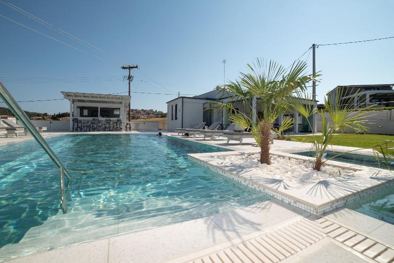 Terra Olivia Luxury Villas And Suites image