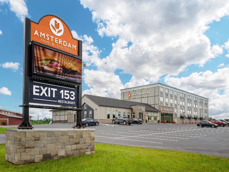 Amsterdam Inn & Suites Florenceville-Bristol image 2