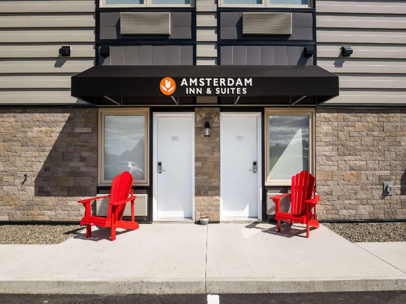 Amsterdam Inn & Suites Florenceville-Bristol image 3