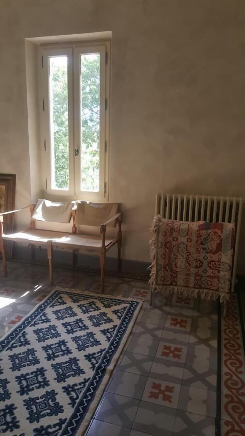 B B Manoir En Crau — view