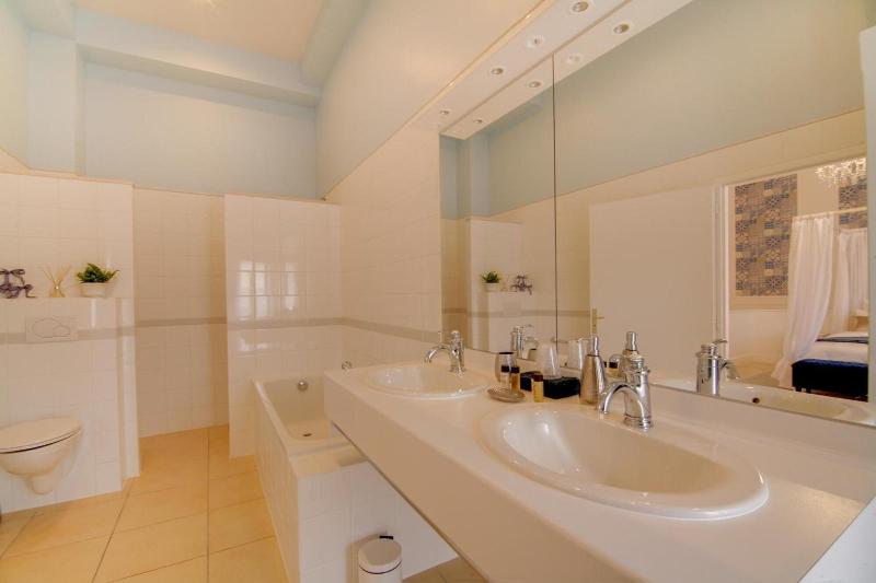La Villa Des Ducs image