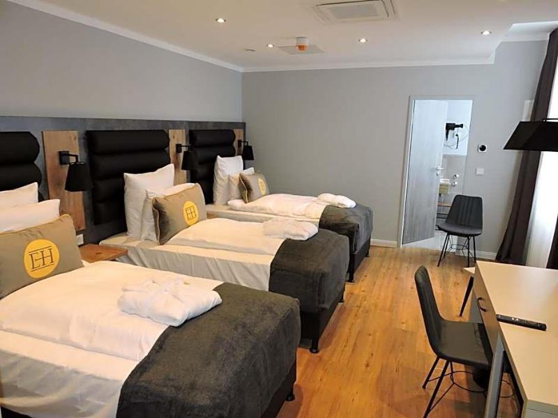 Elens Hotel image