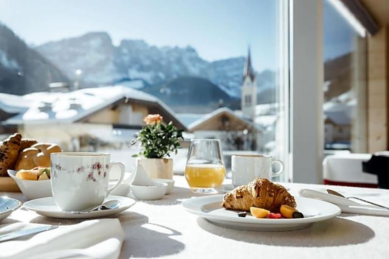 Berghotel Sanva image