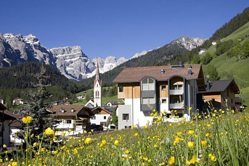 Berghotel Sanva image