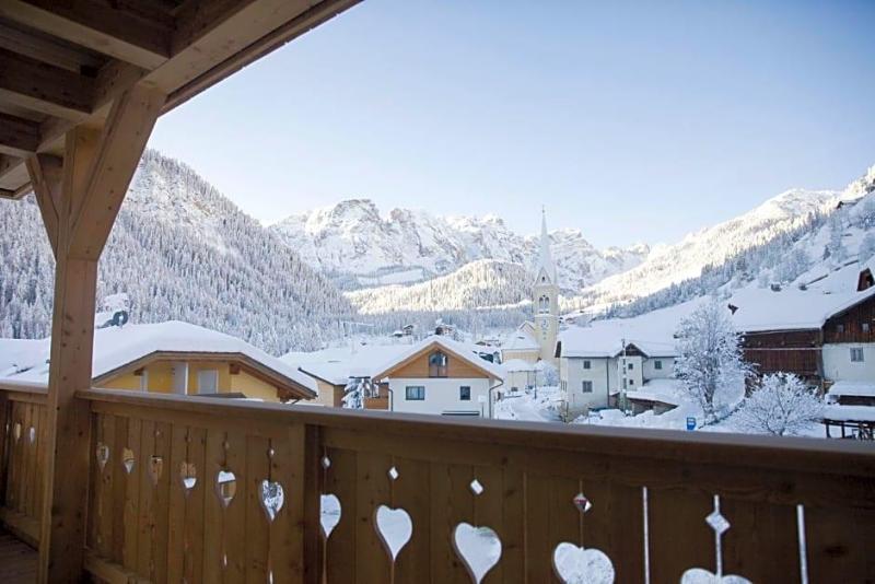 Berghotel Sanva image