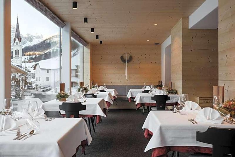 Berghotel Sanva image