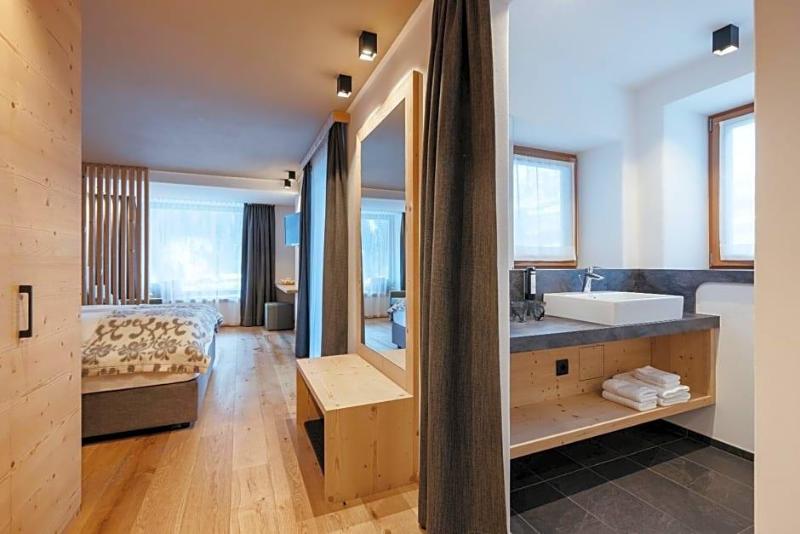 Berghotel Sanva image