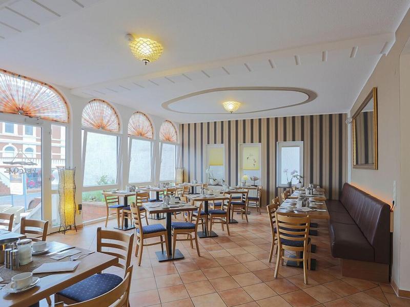Hotel Strandvilla Janine image