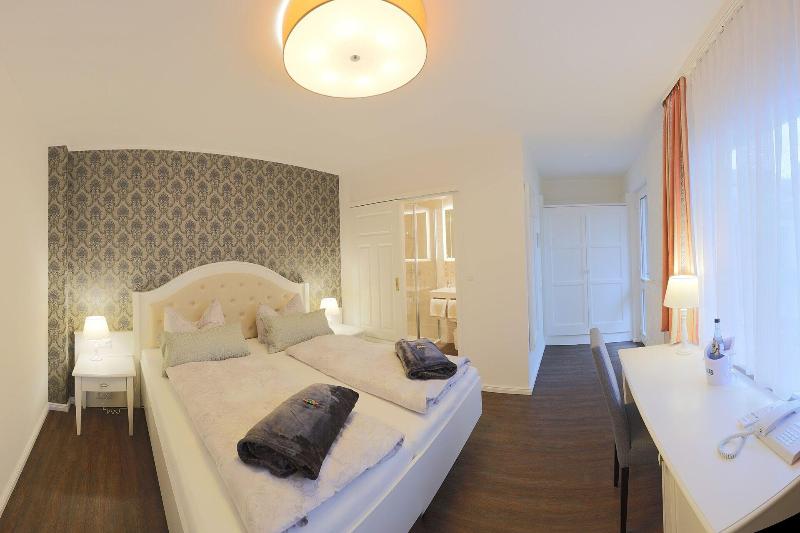 Hotel Strandvilla Janine image