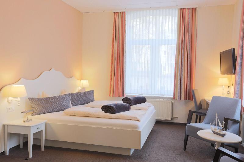 Hotel Strandvilla Janine image