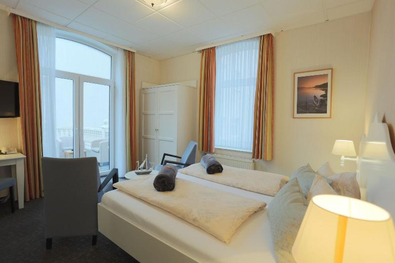 Hotel Strandvilla Janine image