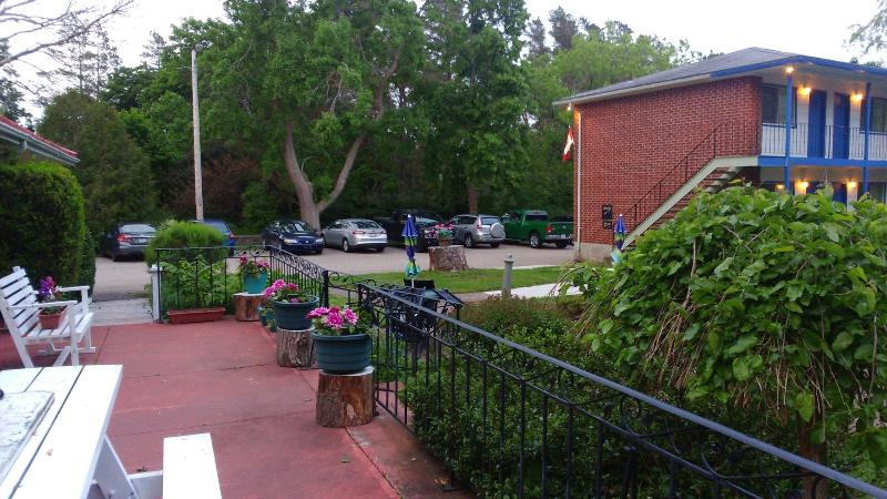 Bridgetown Motor Inn image