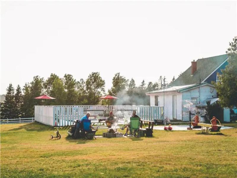Island Life Cottage image