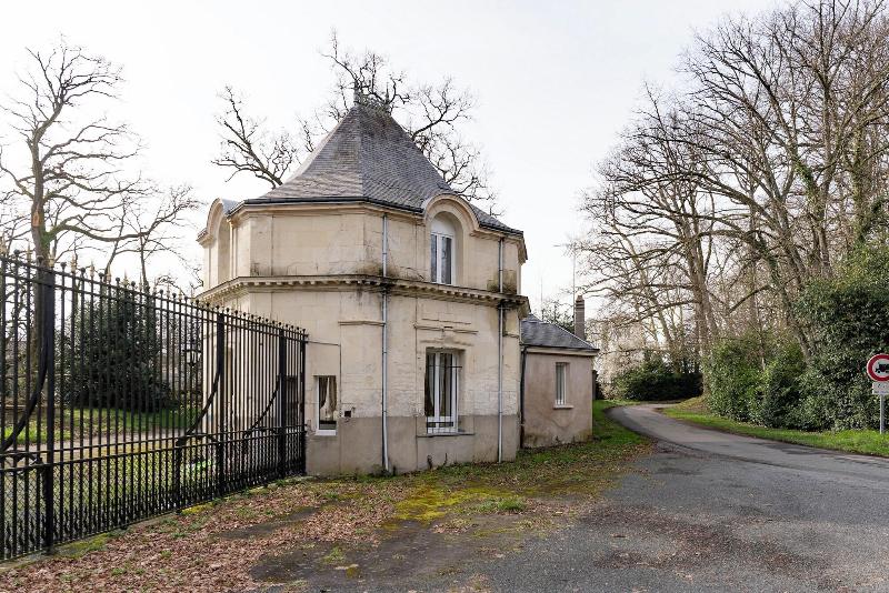 Chateau De Tressa image