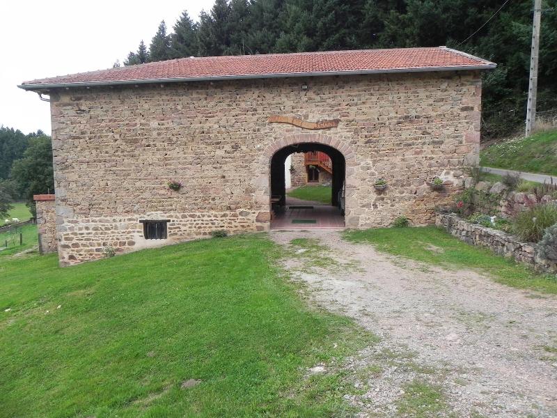 Ferme Des Entremains image
