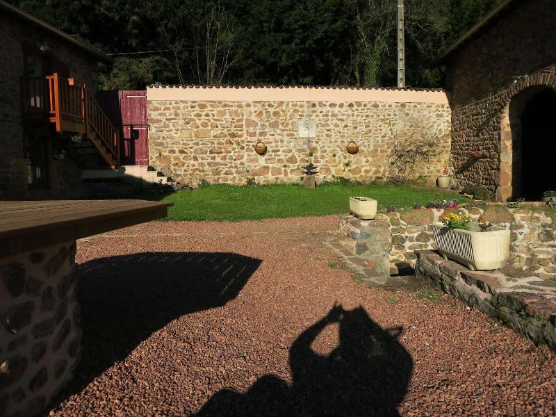 Ferme Des Entremains image
