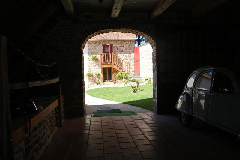 Ferme Des Entremains image