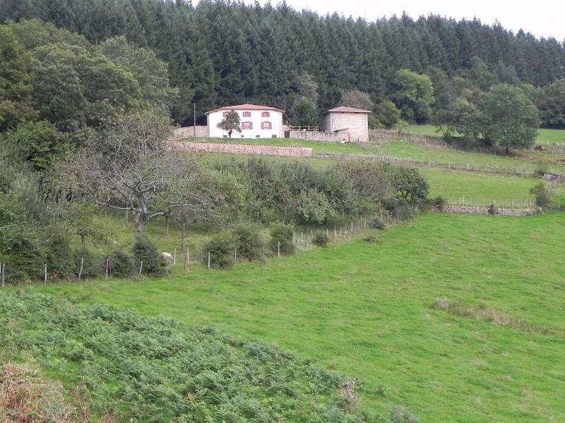 Ferme Des Entremains image