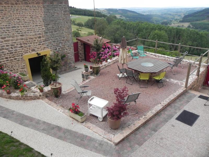 Ferme Des Entremains image
