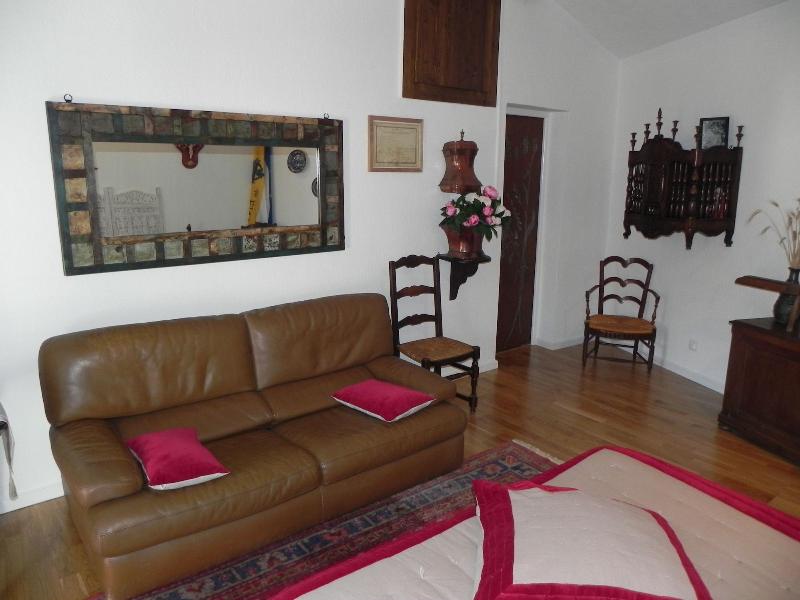 Ferme Des Entremains image