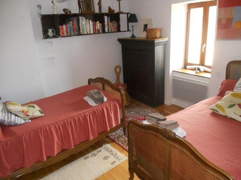 Ferme Des Entremains image