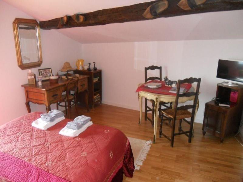 Ferme Des Entremains image