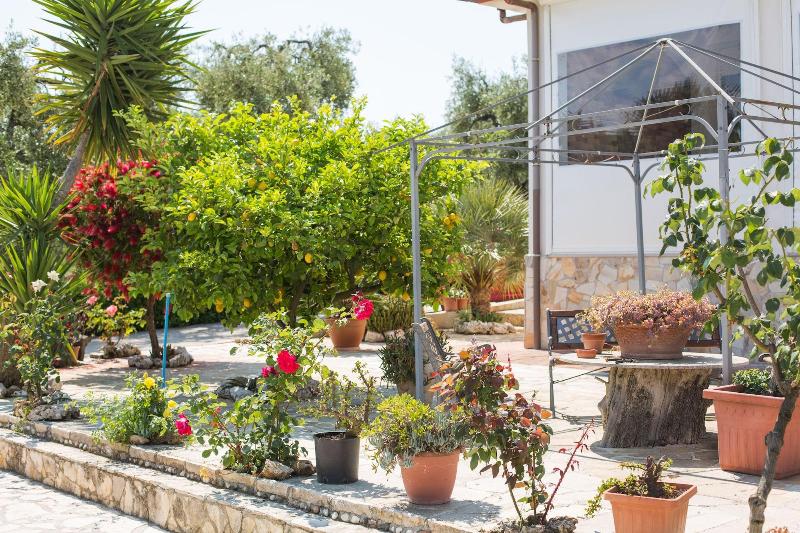 Villa Vesta image