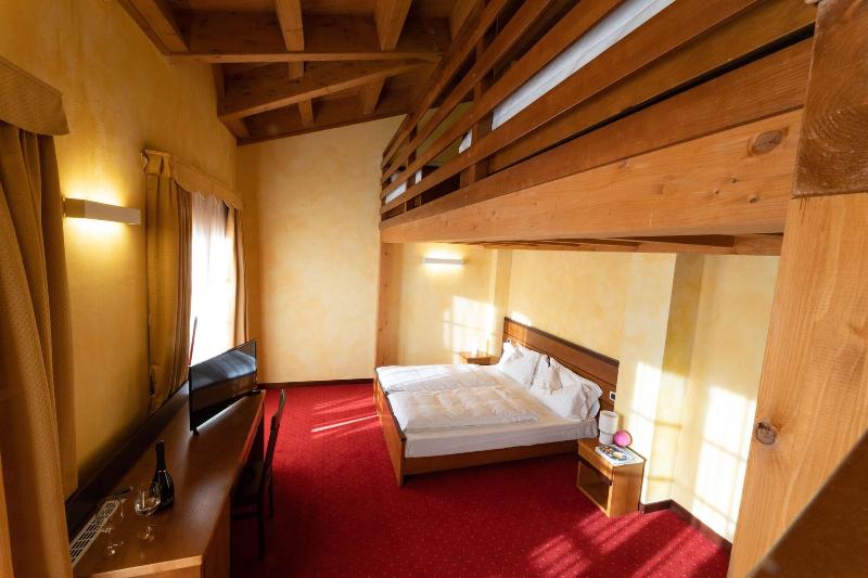 Hotel Enzo Moro image