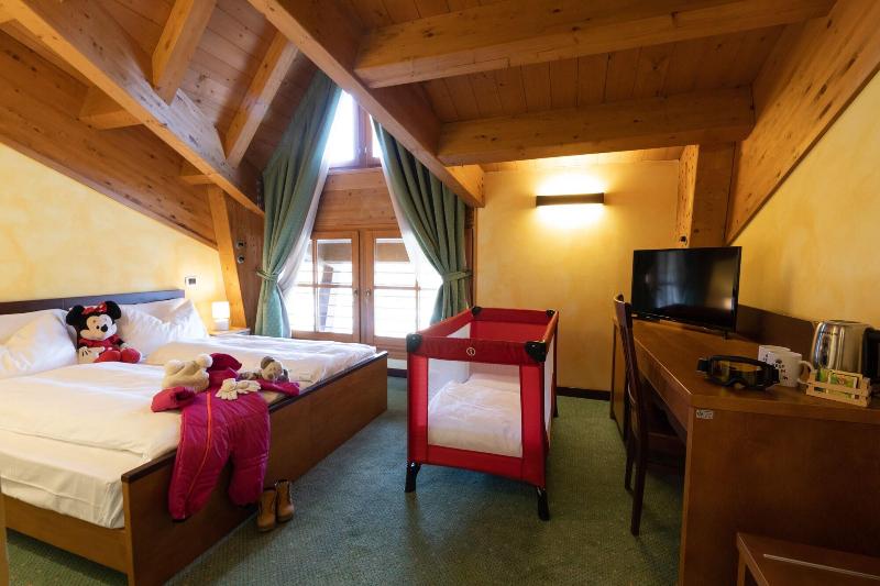 Hotel Enzo Moro image
