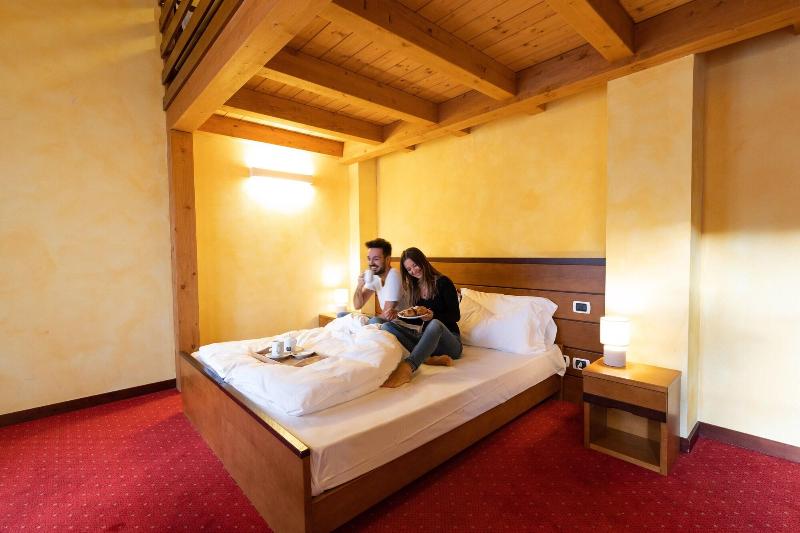 Hotel Enzo Moro image