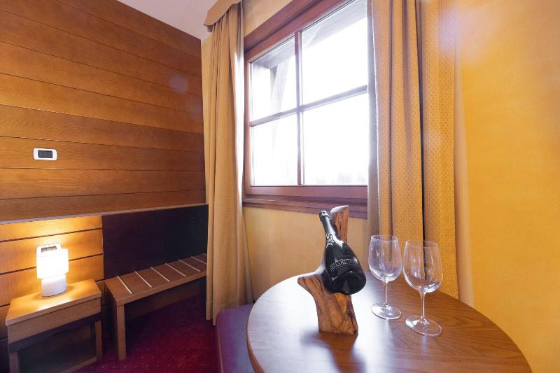 Hotel Enzo Moro image