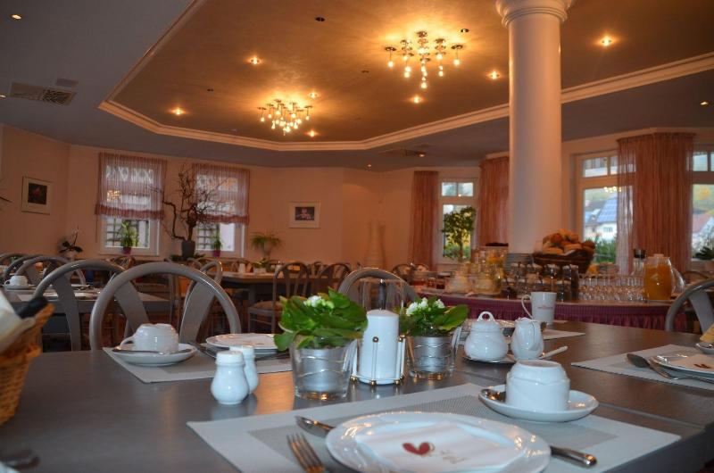 Hotel Restaurant Castell image