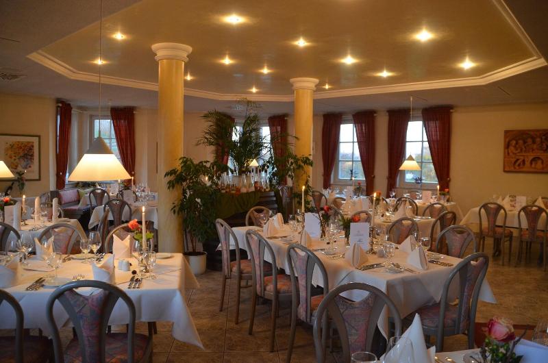 Hotel Restaurant Castell image