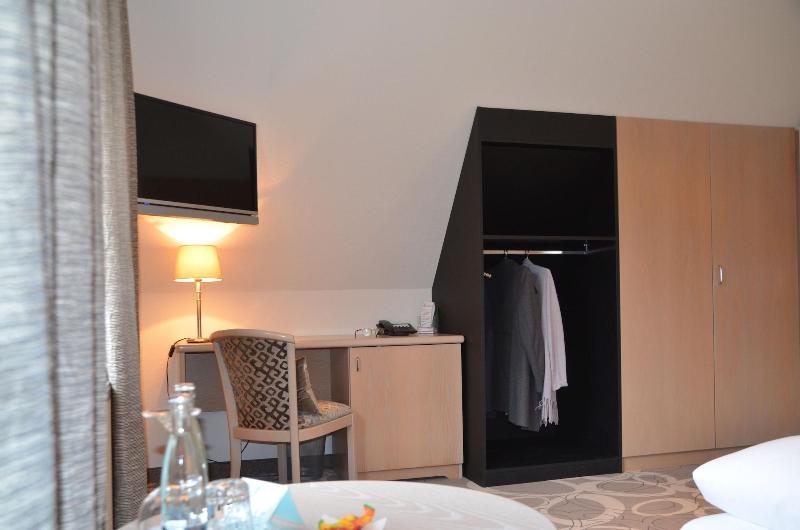 Hotel Restaurant Castell image