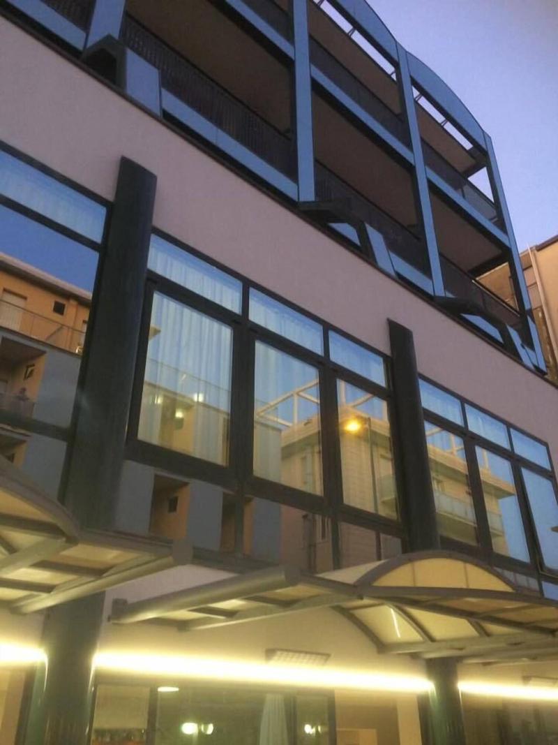Hotel Caruso image