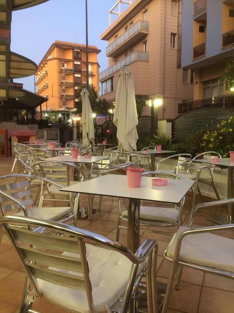 Hotel Caruso image