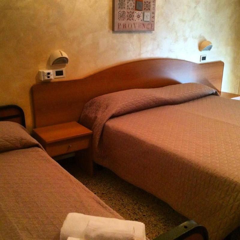 Hotel Caruso image
