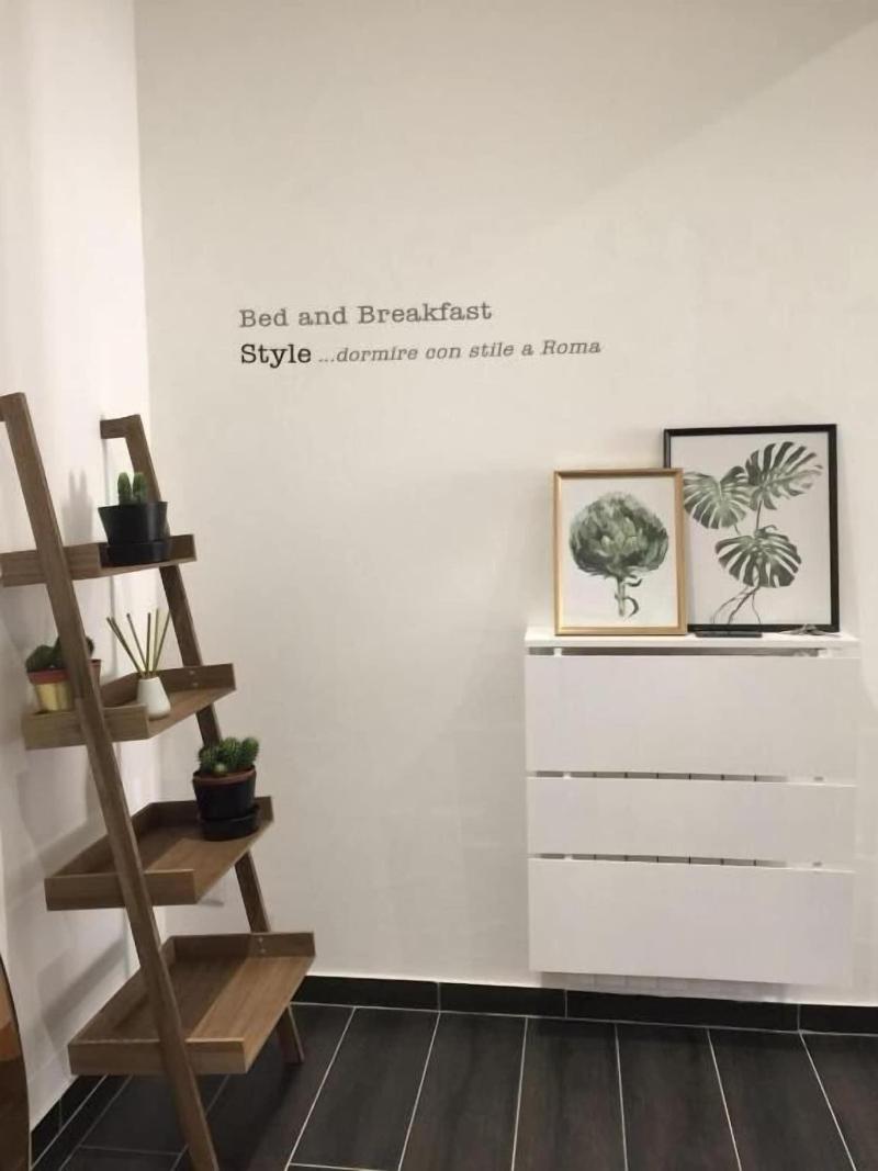 Bed And Breakfast Style image