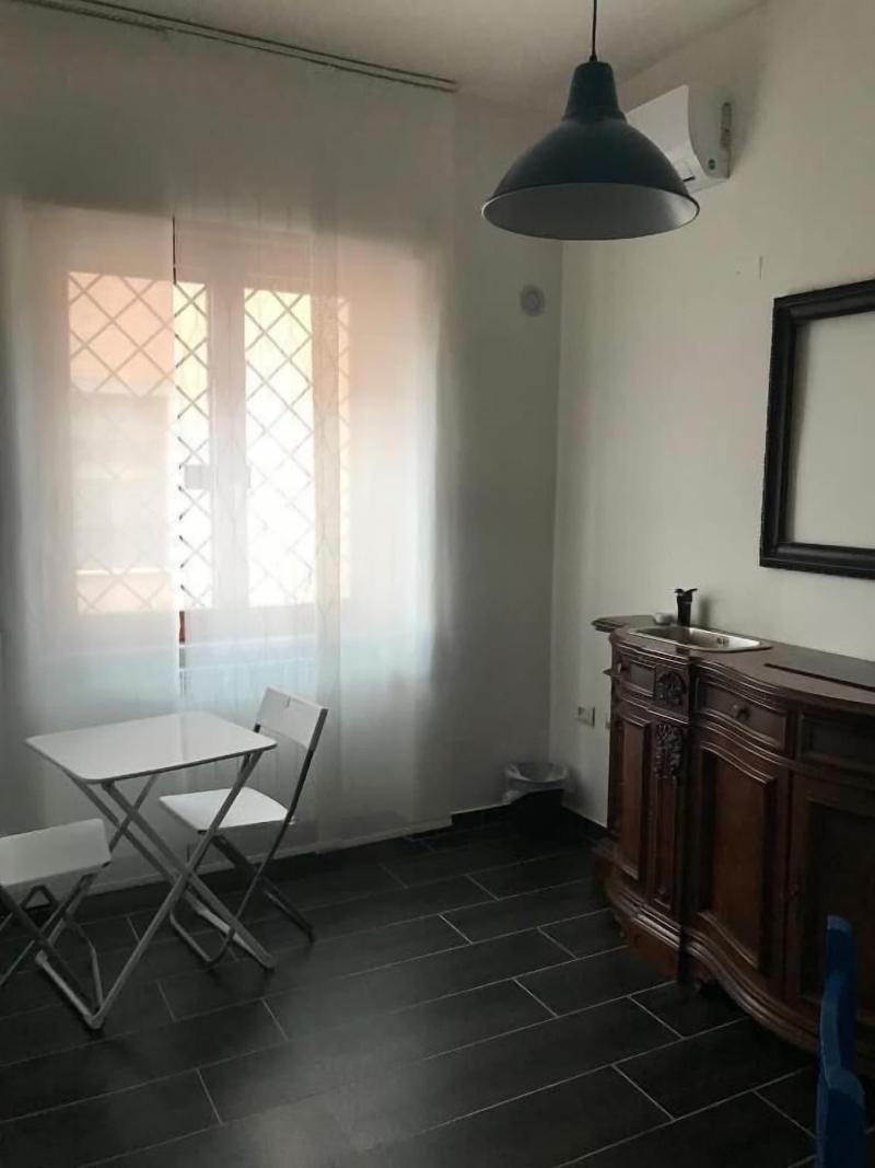 Bed And Breakfast Style image