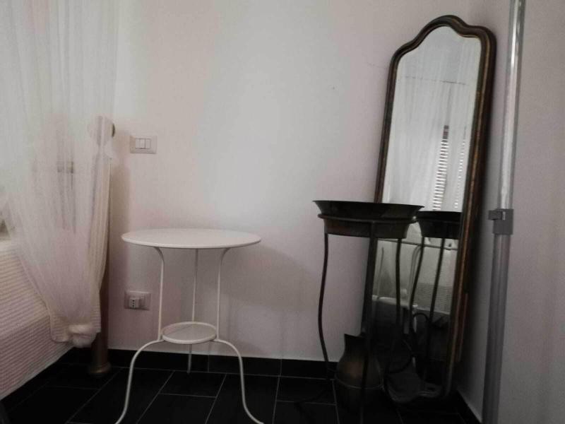 Bed And Breakfast Style image