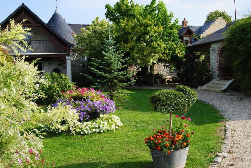 Les Meubles Du Grand Logis image