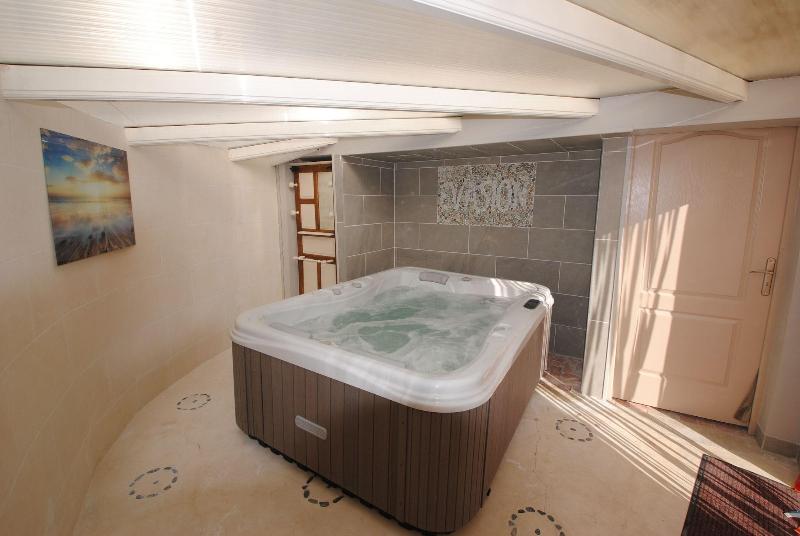 Les Meubles Du Grand Logis image